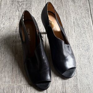 Nine West Black Leather Peep-Toe Bootie Heels